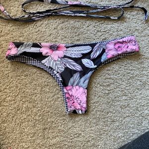 Kulani Kinis Reversible Daisy Cheeky Bikini Bottom